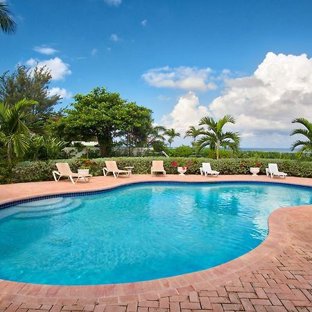 Sunspot Villa ランアウェイ・ベイ エクステリア 写真